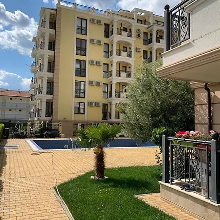 Private Sea Shore Apartmán *